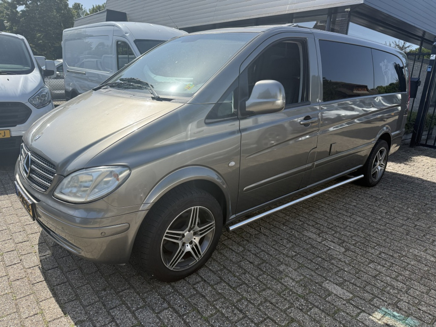 Mercedes-Benz Vito 111 CDI BUSCAMPER 2005 APK 2-27 HEFDAK AIRCO 2005 - voorkant