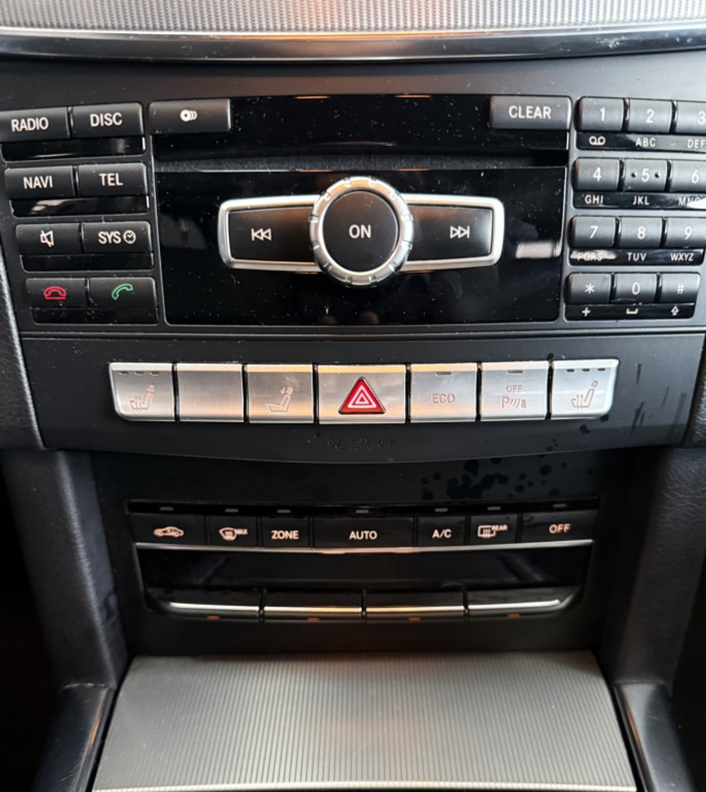 Foto van Mercedes-Benz E 200