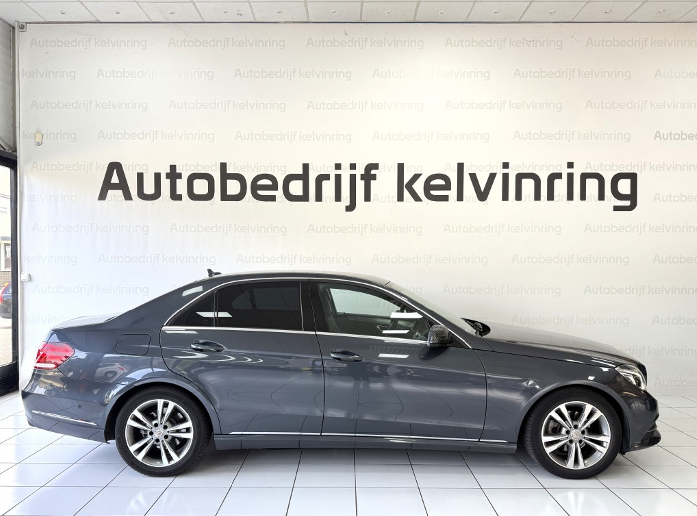Foto van Mercedes-Benz E 200