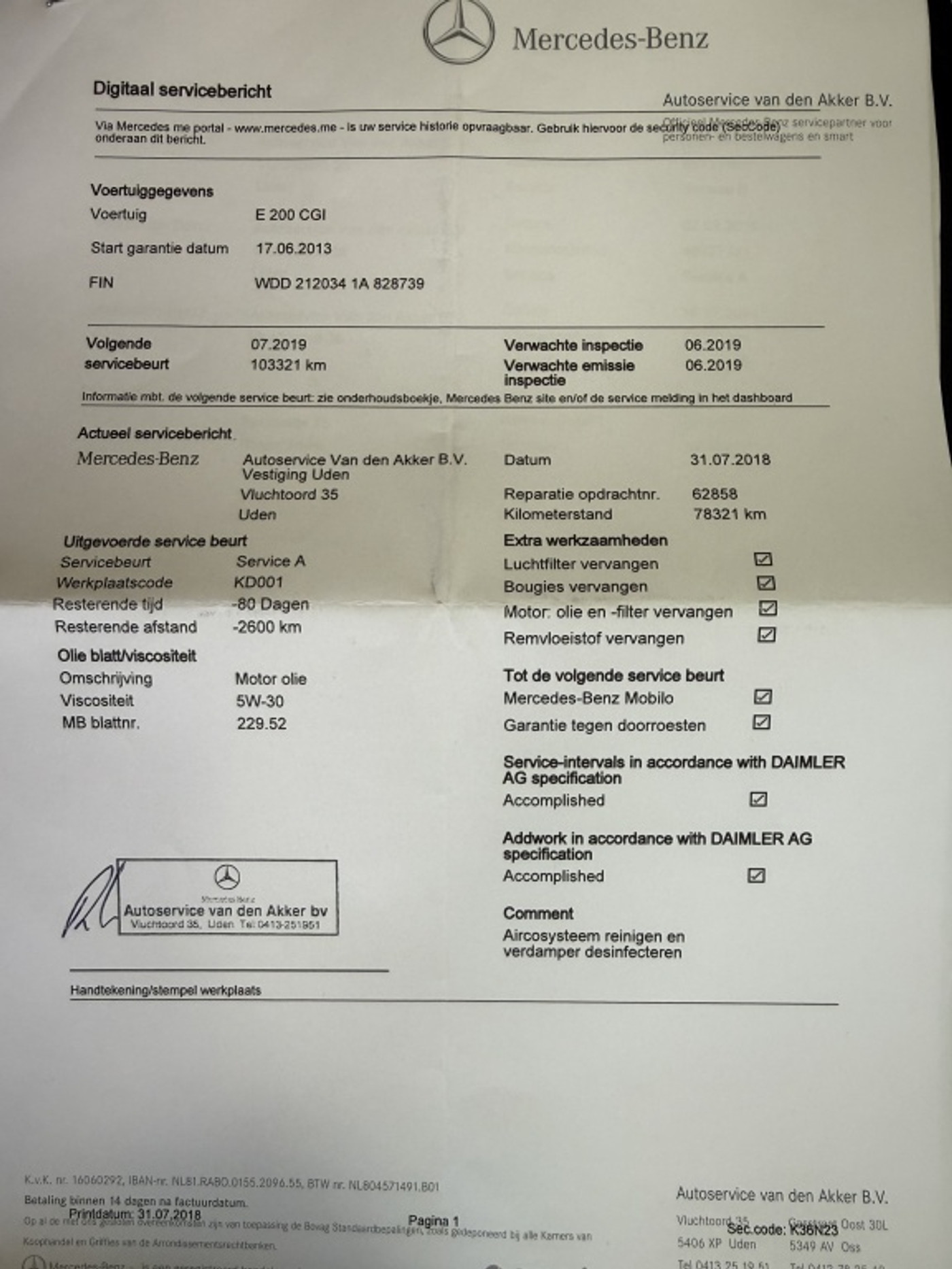 Foto van Mercedes-Benz E 200