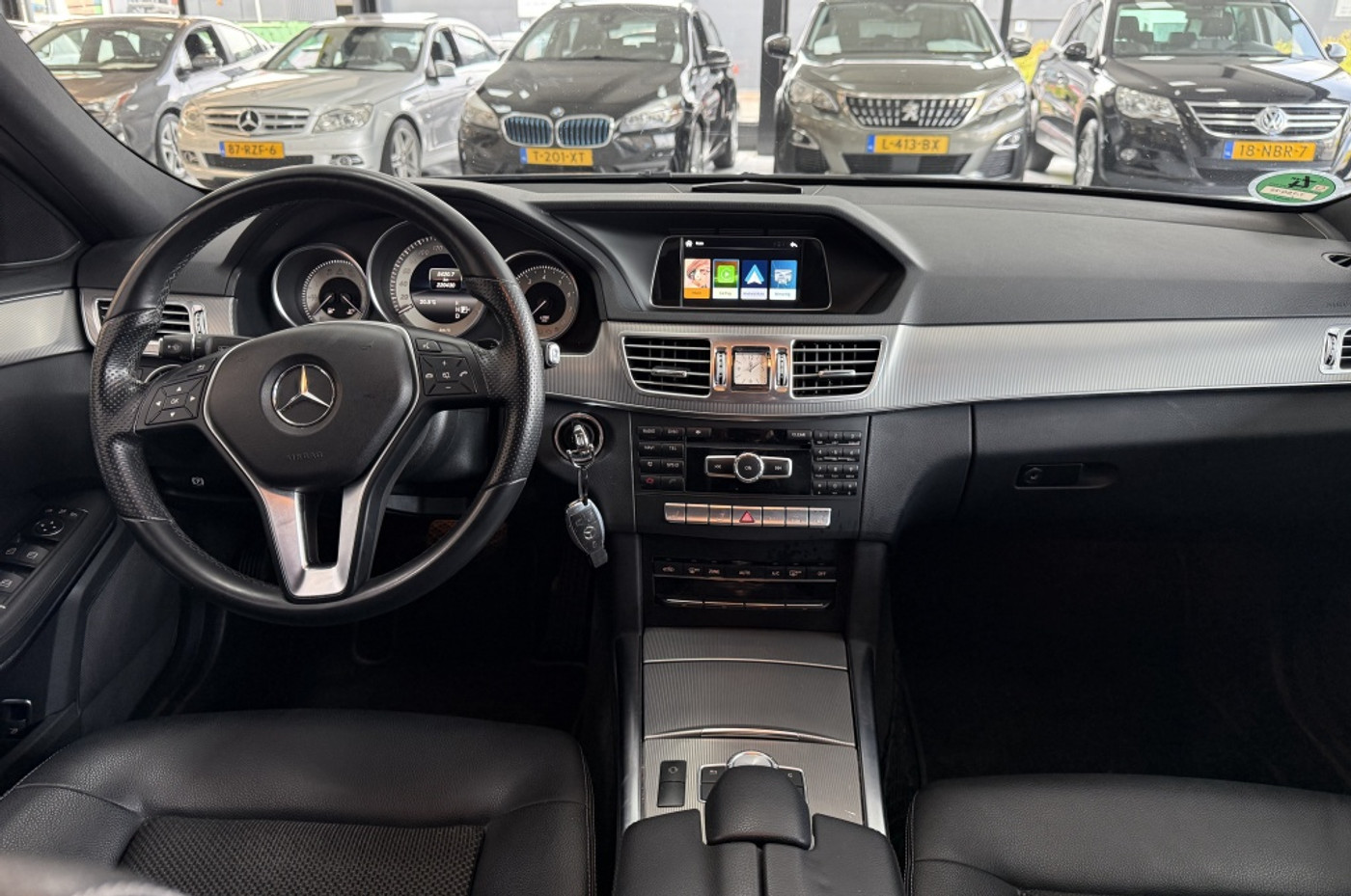 Foto van Mercedes-Benz E 200