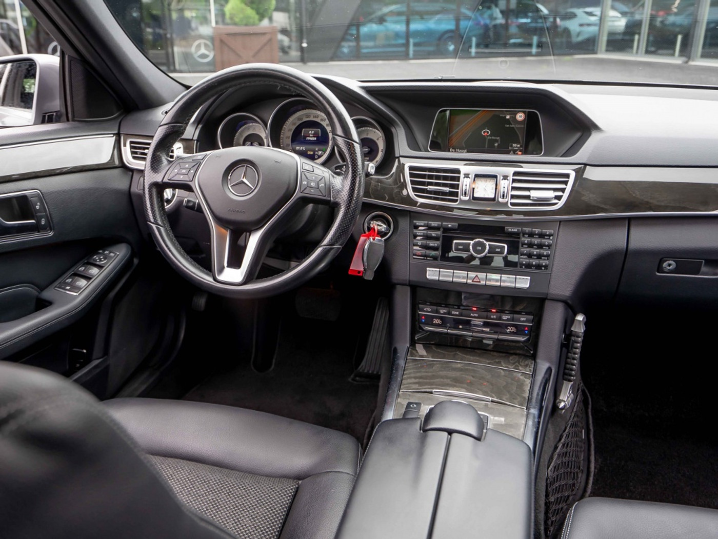 Foto van Mercedes-Benz E 220 CDI