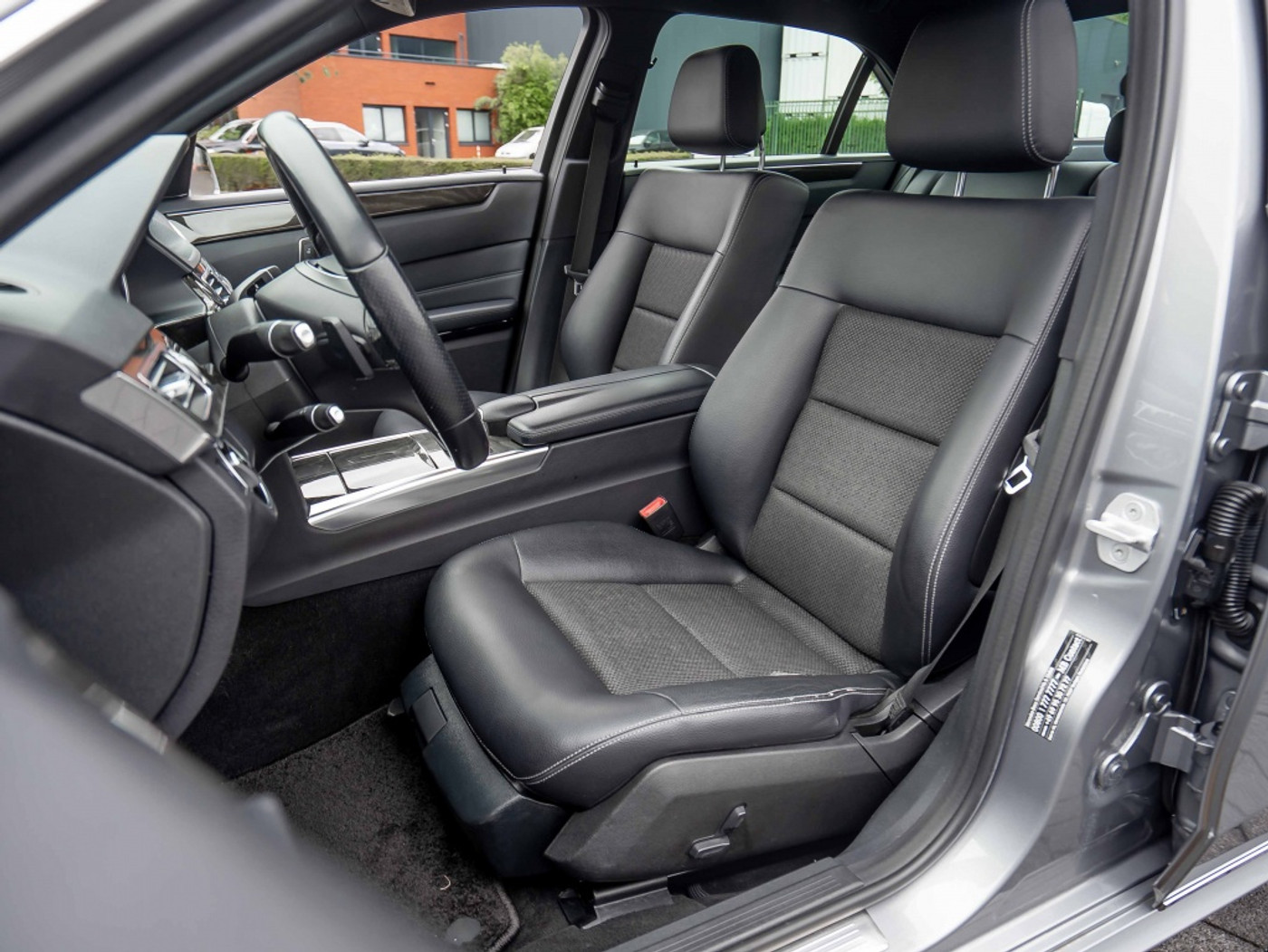Foto van Mercedes-Benz E 220 CDI