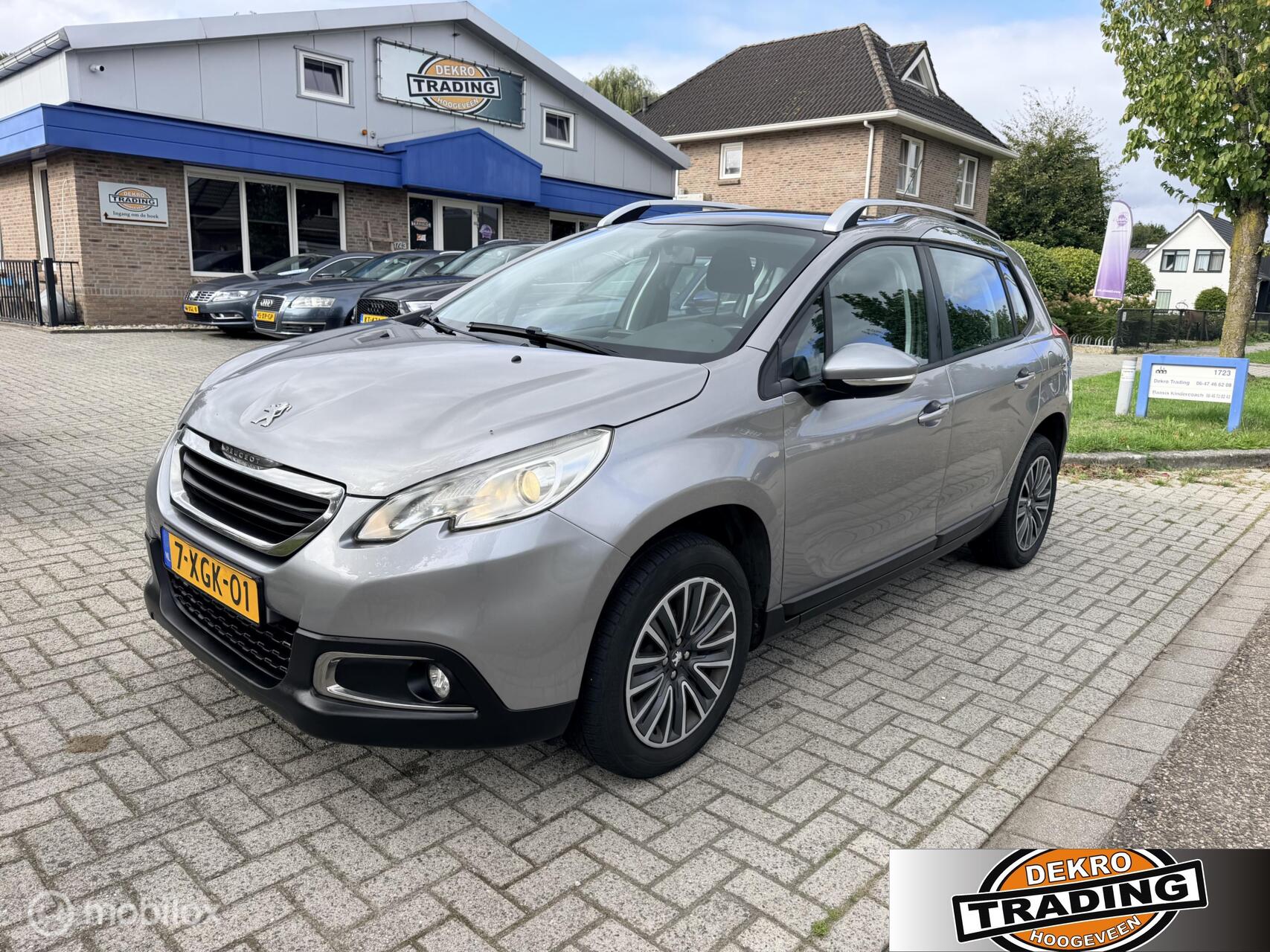 Peugeot 2008 1.2 PureTech Active 2014 - voorkant