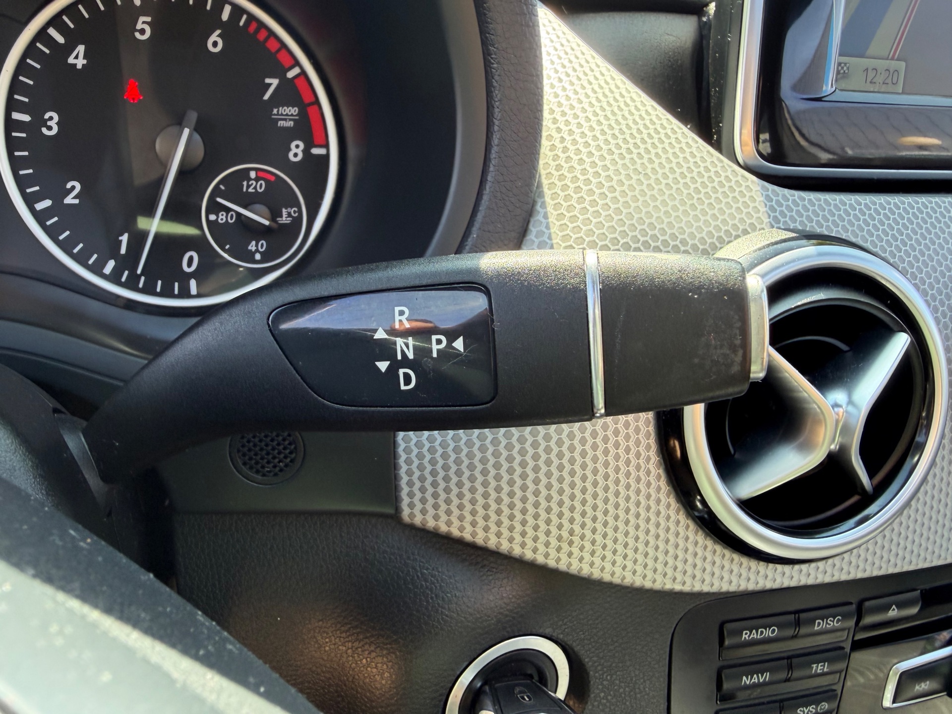 Foto van Mercedes-Benz B 180