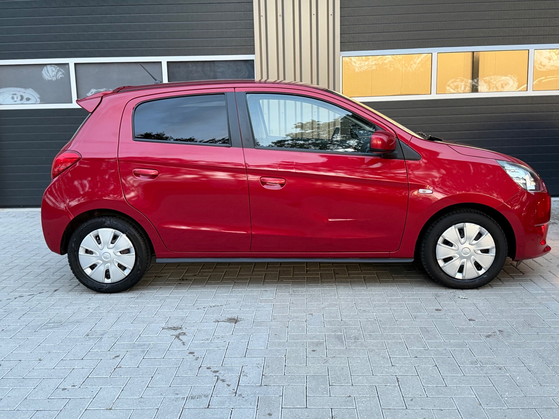 Foto van Mitsubishi Mitsubishi Space Star