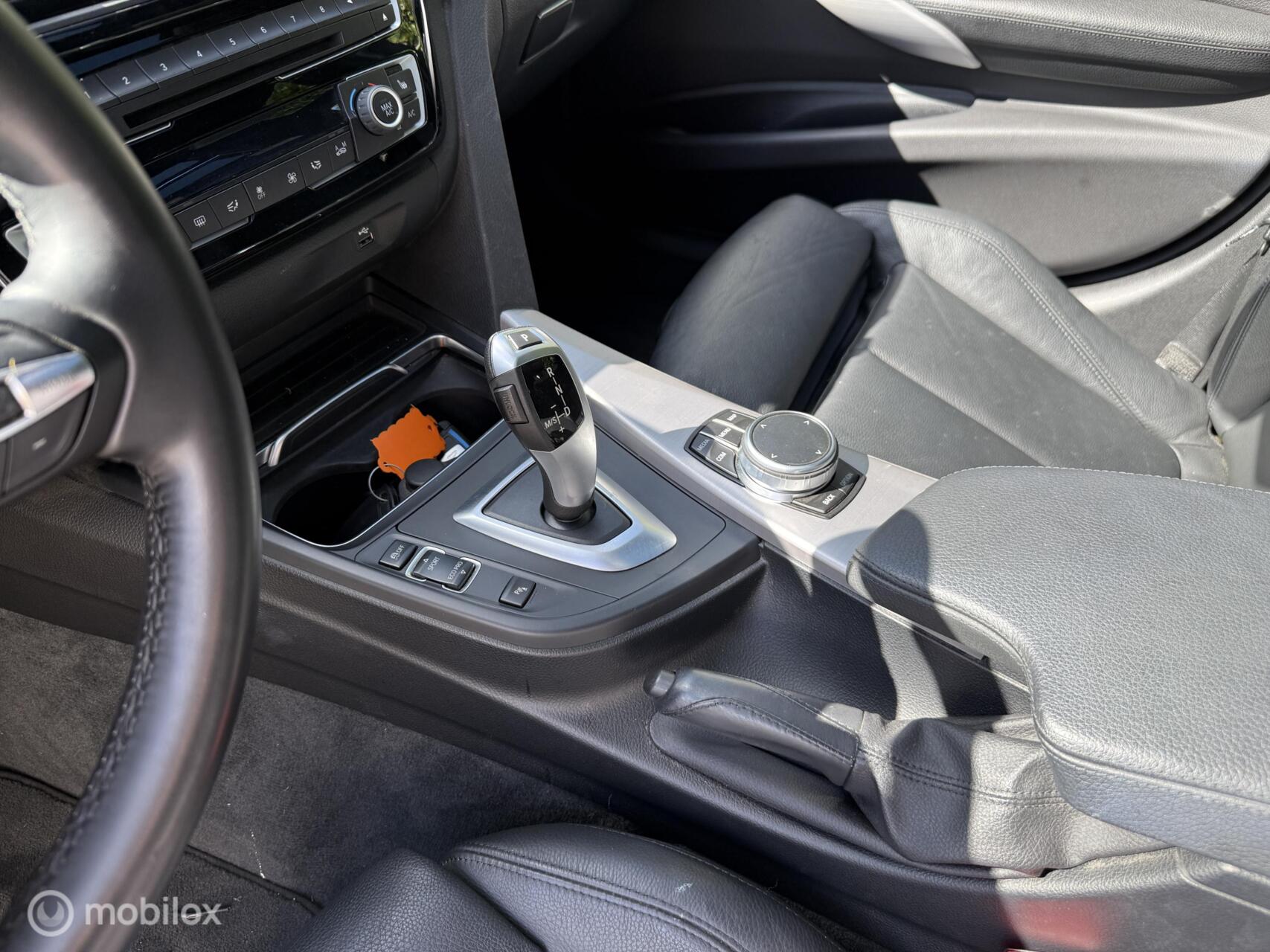 Foto van BMW 318i