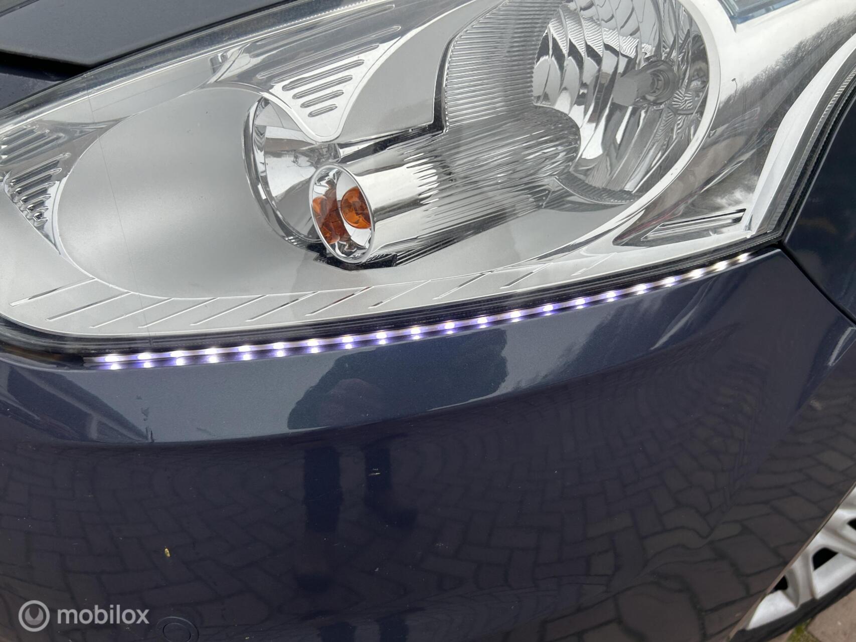 Foto van Ford B-max