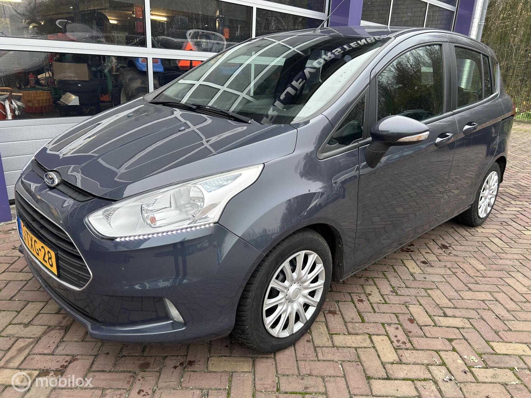 Foto van Ford B-max
