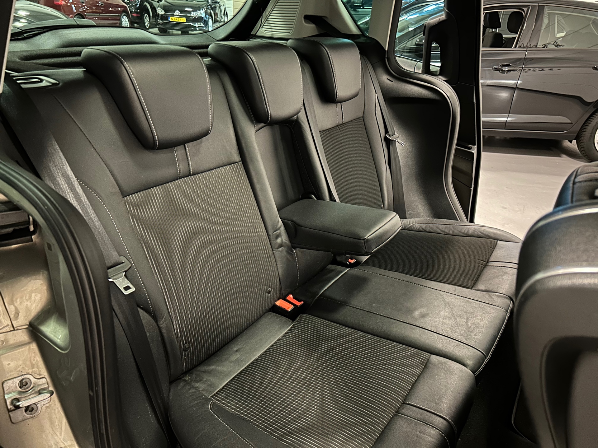 Foto van Ford B-max