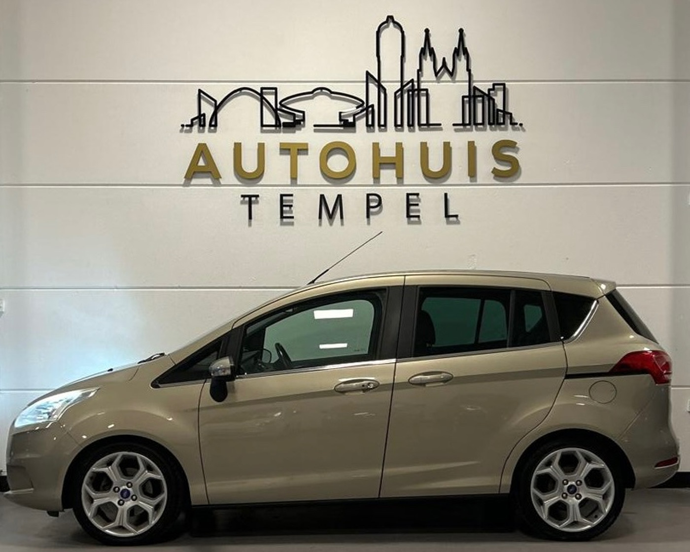 Foto van Ford B-max