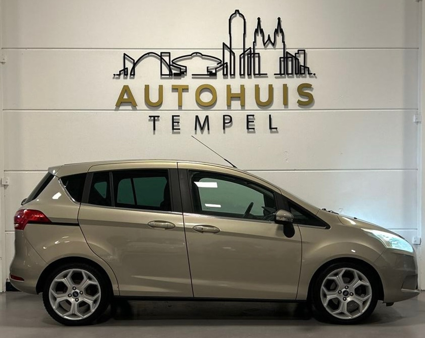 Foto van Ford B-max