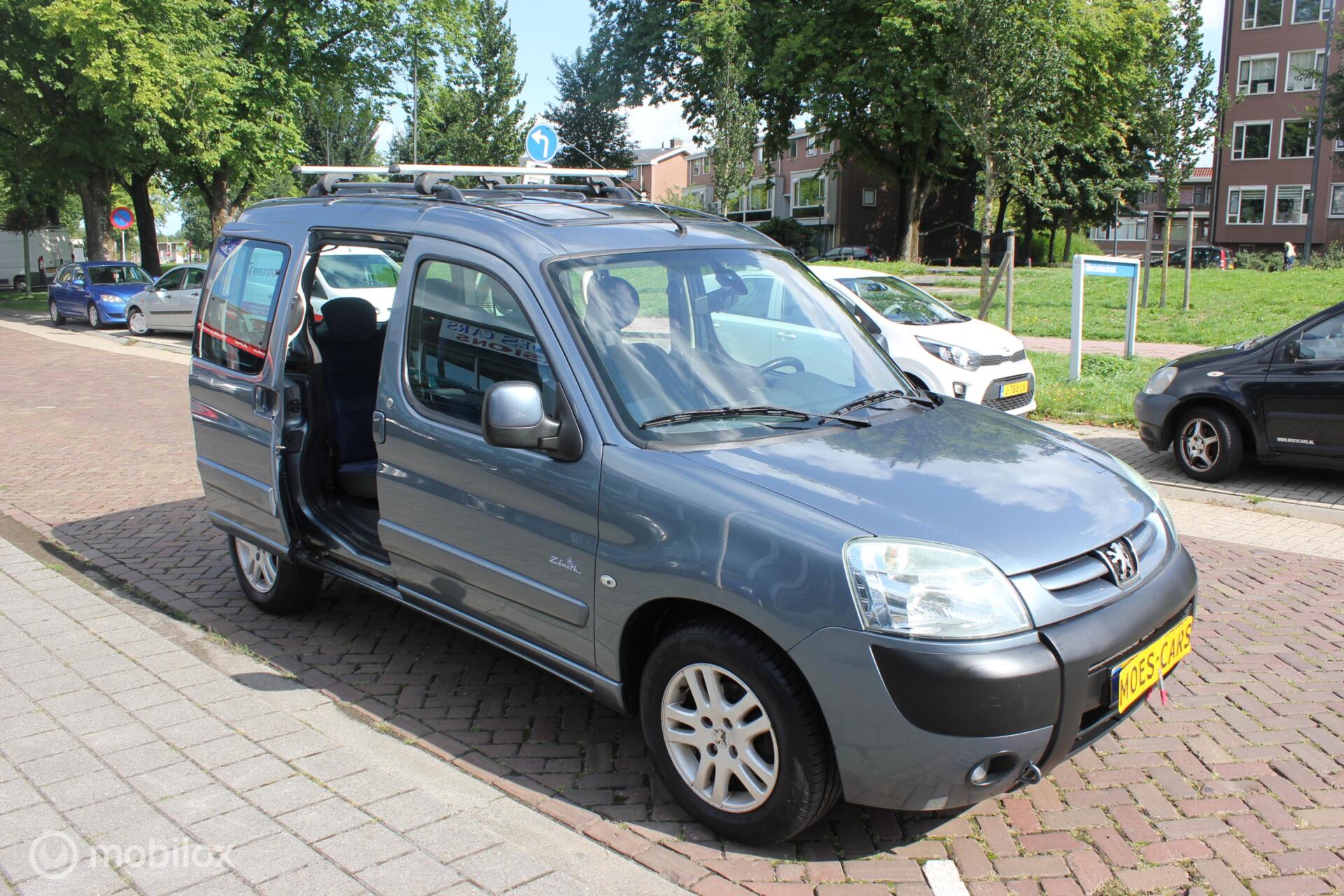 Foto van Peugeot Partner MPV