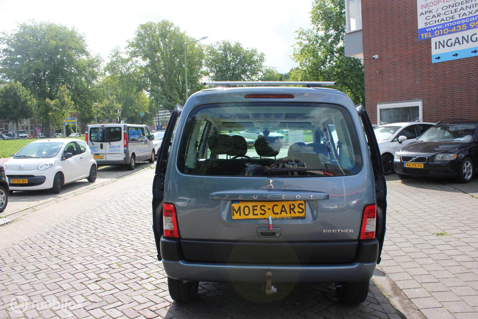 Foto van Peugeot Partner MPV