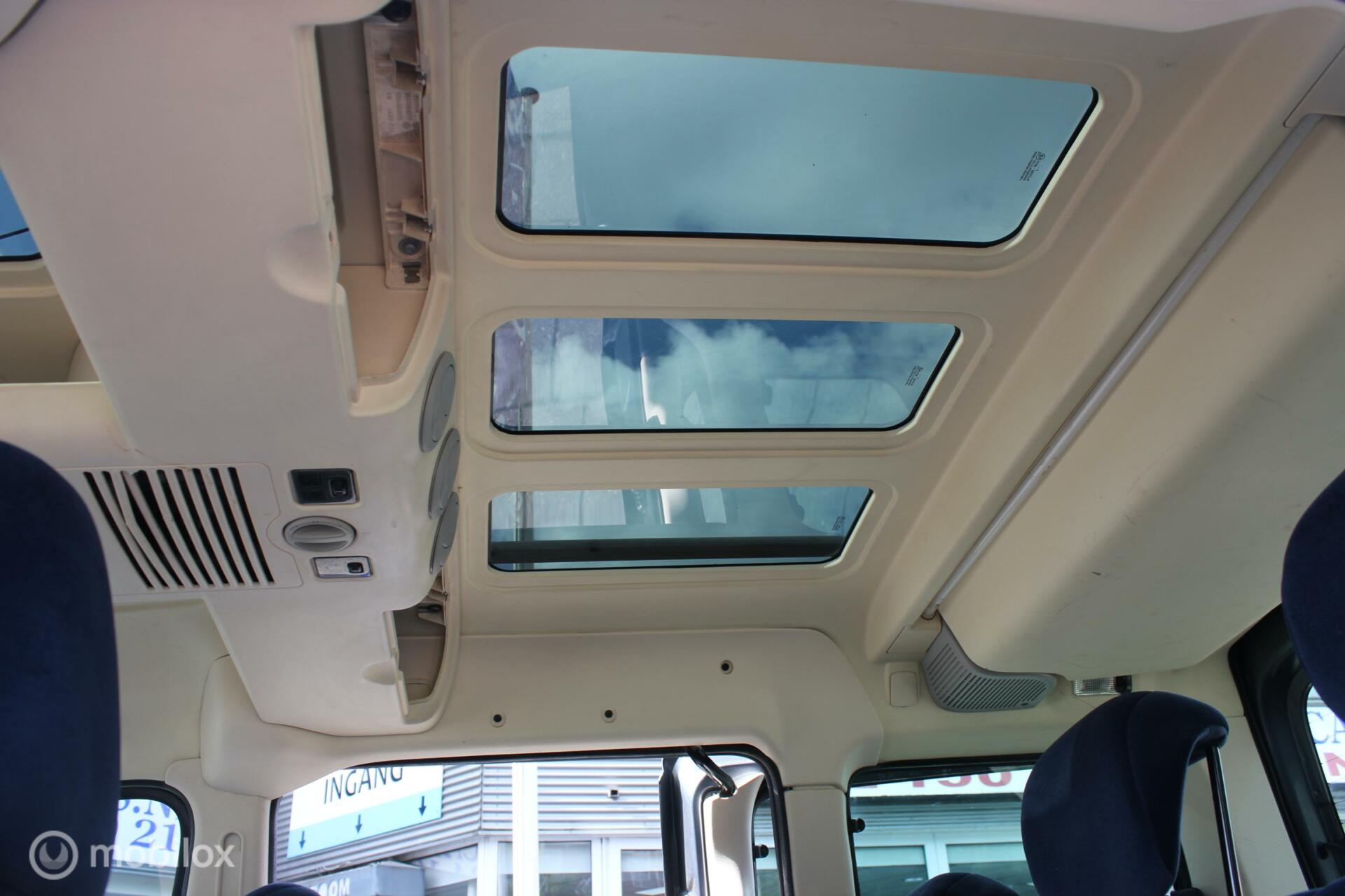 Foto van Peugeot Partner MPV