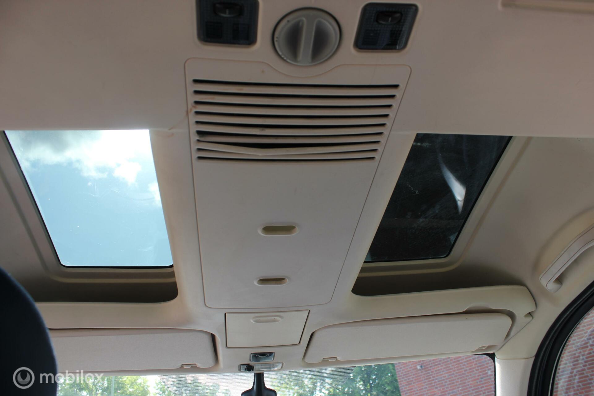 Foto van Peugeot Partner MPV