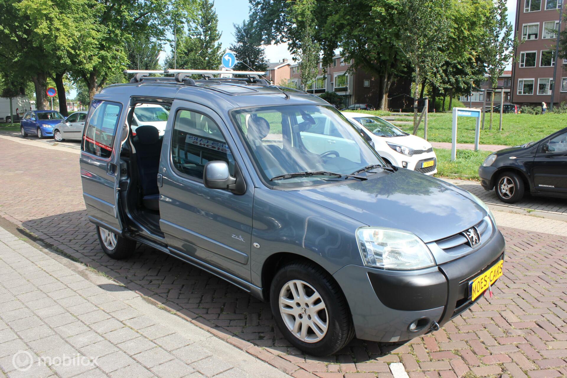 Foto van Peugeot Partner MPV