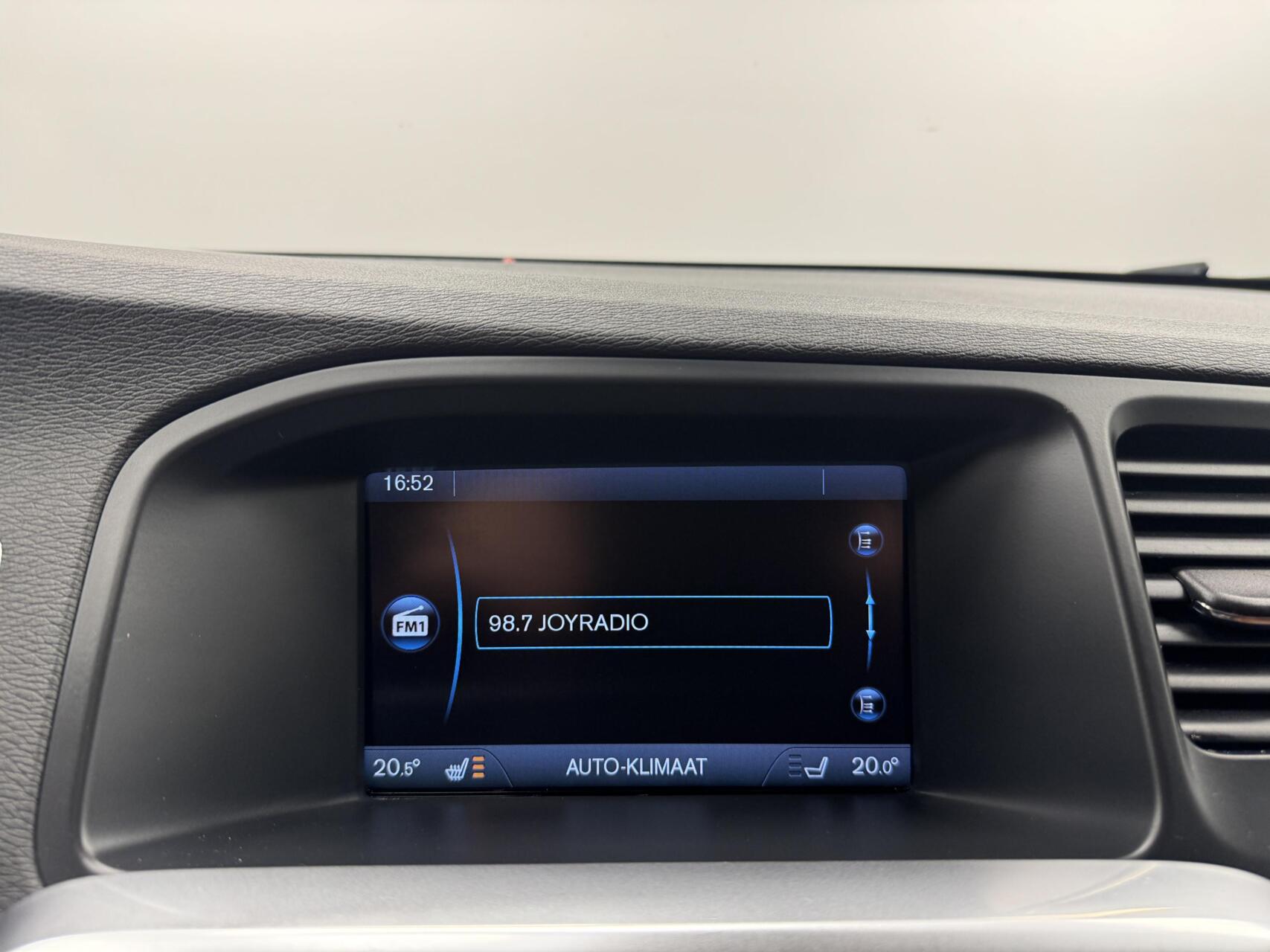 Foto van Volvo V60 Plug In Hybrid