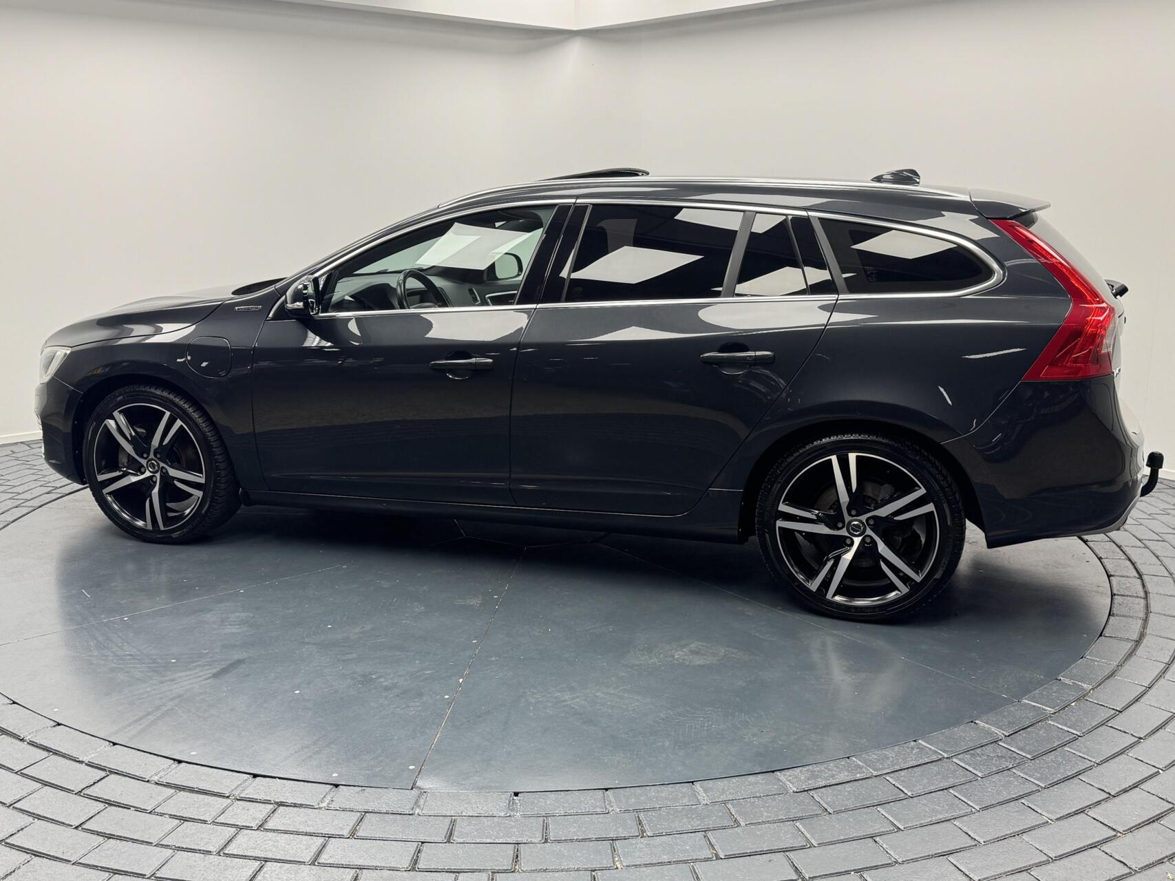 Foto van Volvo V60 Plug In Hybrid