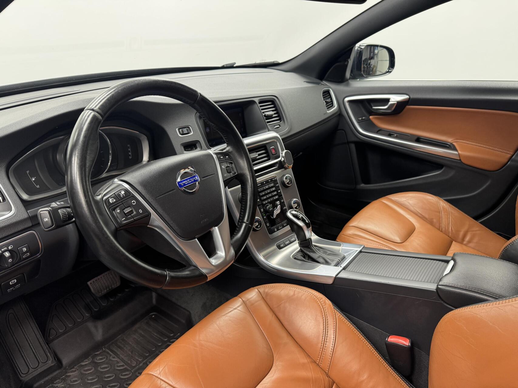 Foto van Volvo V60 Plug In Hybrid