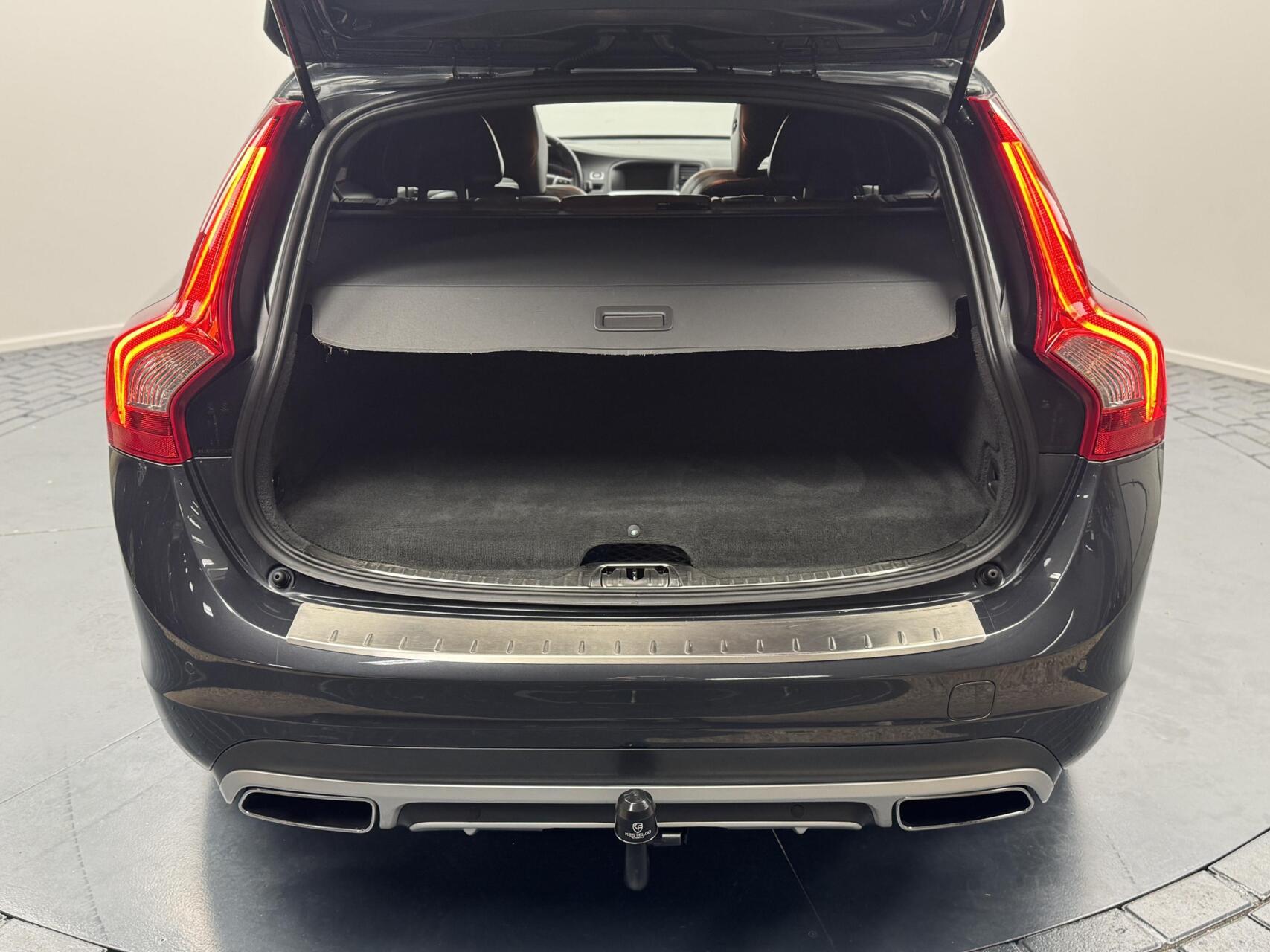 Foto van Volvo V60 Plug In Hybrid