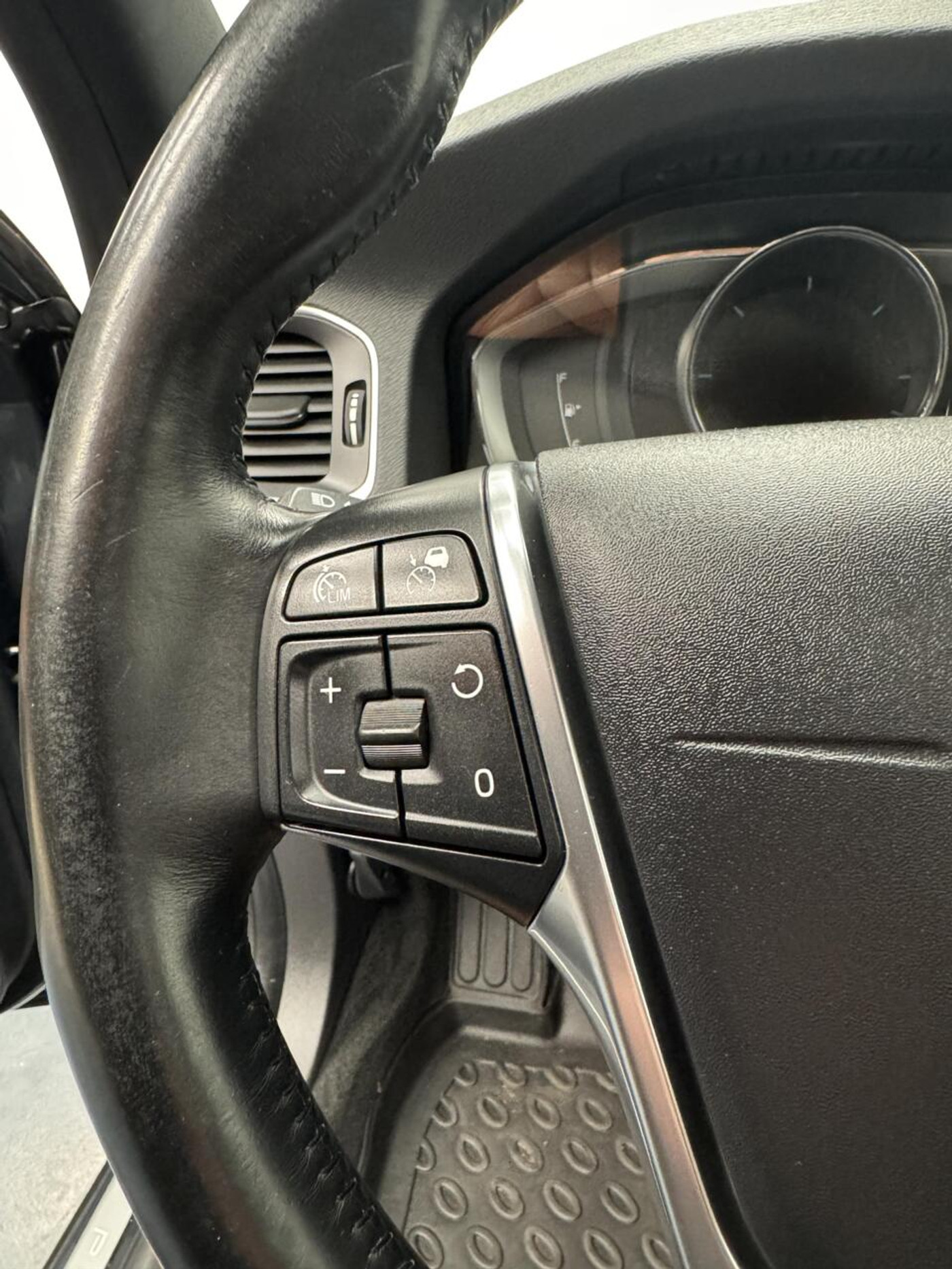 Foto van Volvo V60 Plug In Hybrid