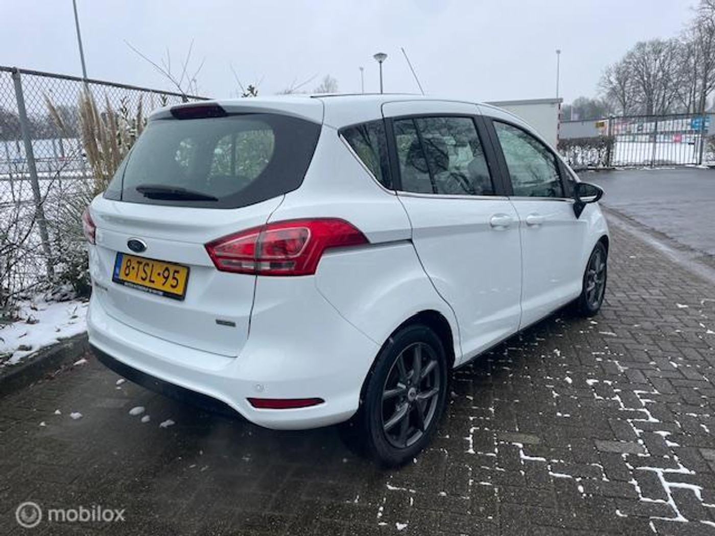 Foto van Ford B-max