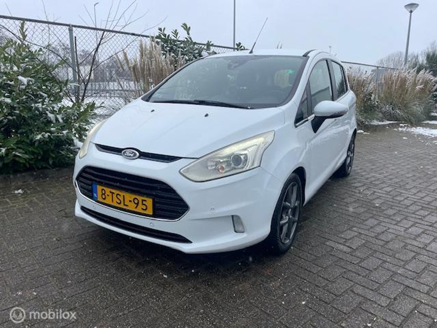 Foto van Ford B-max
