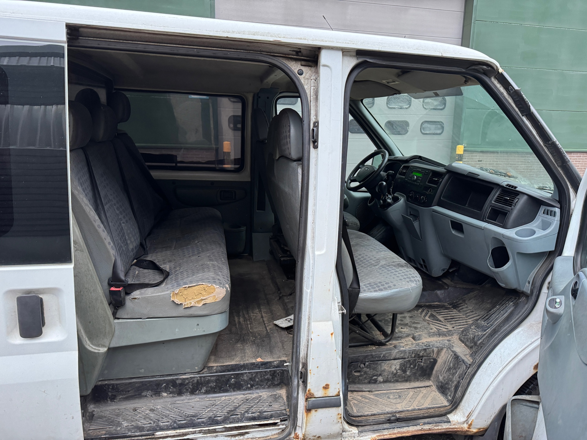 Foto van Ford Transit 260s Van 85dpf LR 4.23