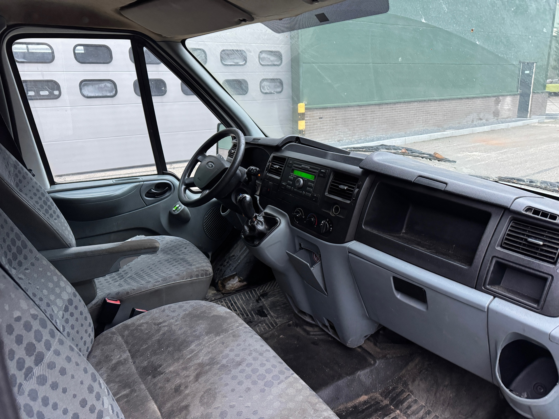 Foto van Ford Transit 260s Van 85dpf LR 4.23