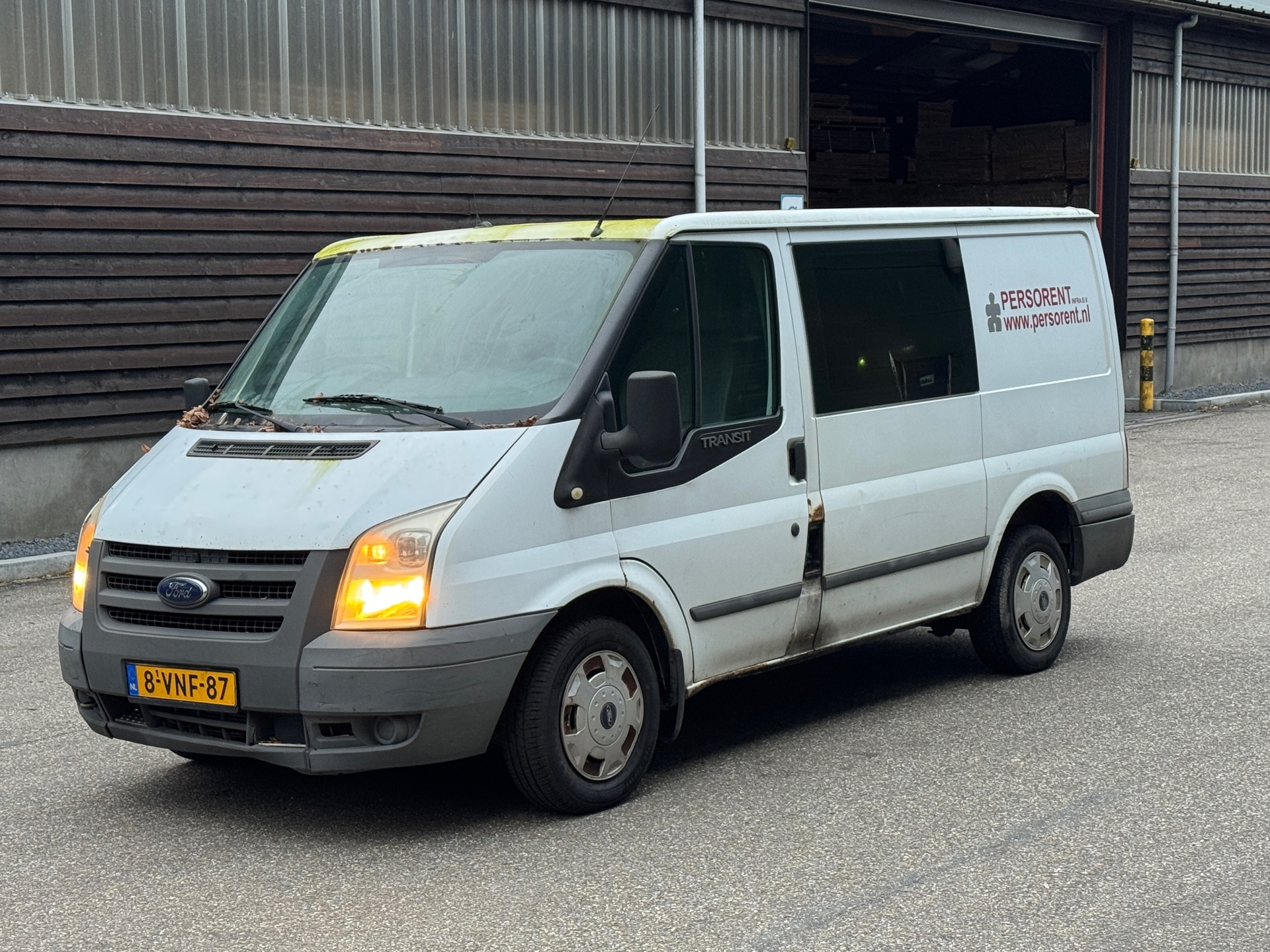Ford Transit 260s Van 85dpf LR 4.23 260S 2.2 TDCI Ambiente DC 2011 - voorkant