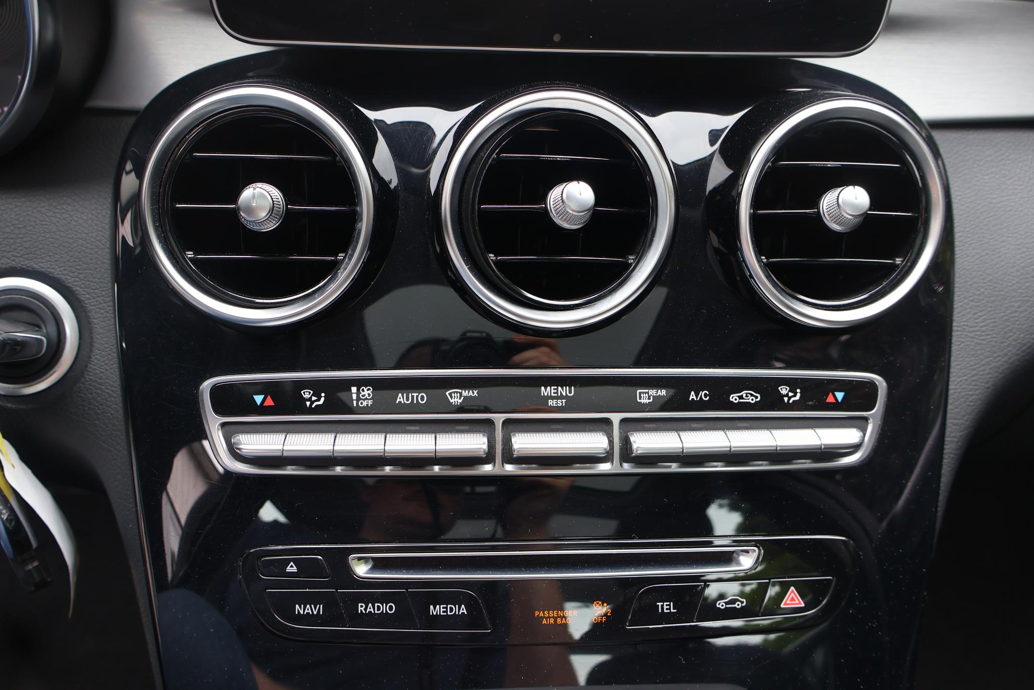 Foto van Mercedes-Benz C 180