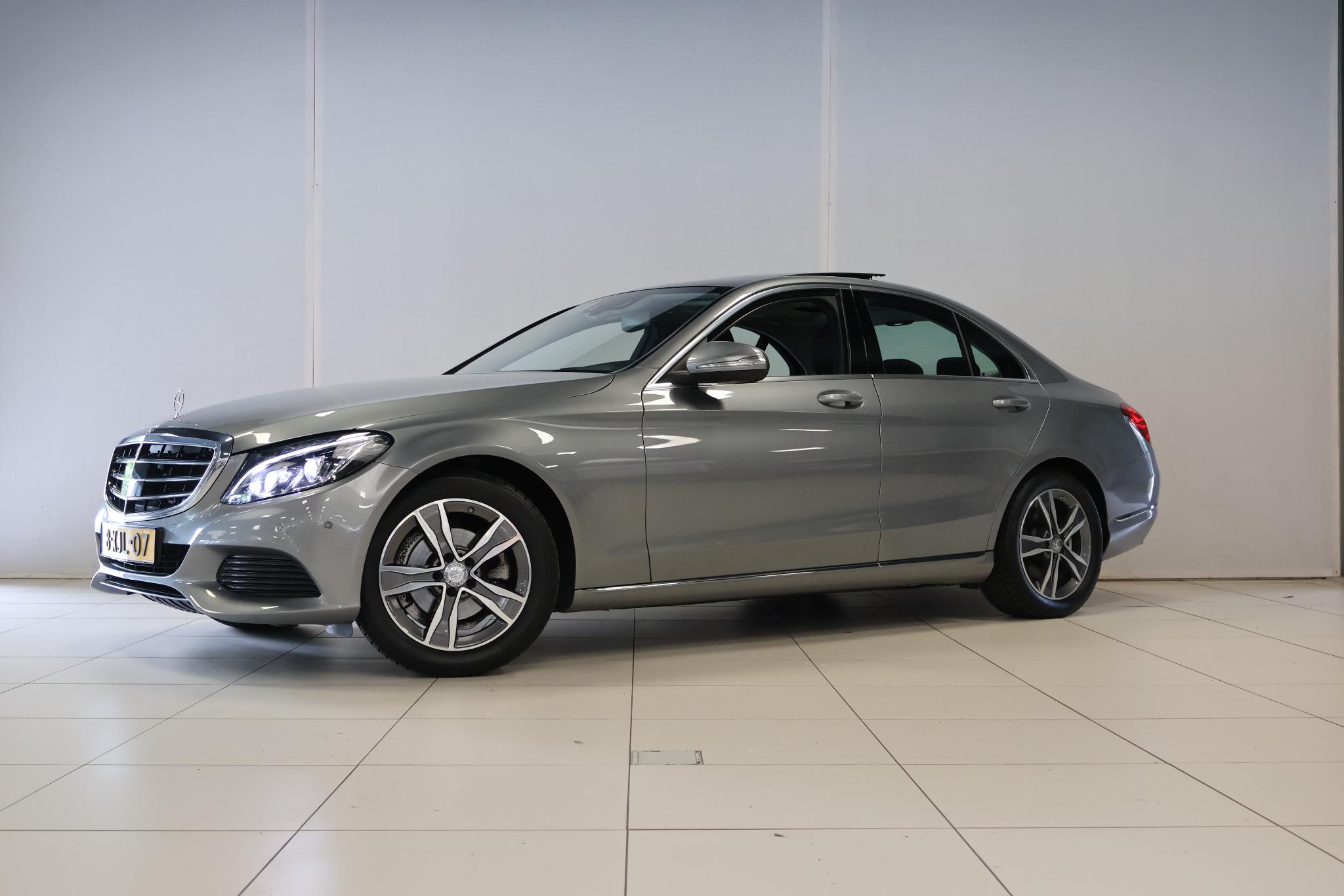 Foto van Mercedes-Benz C 180
