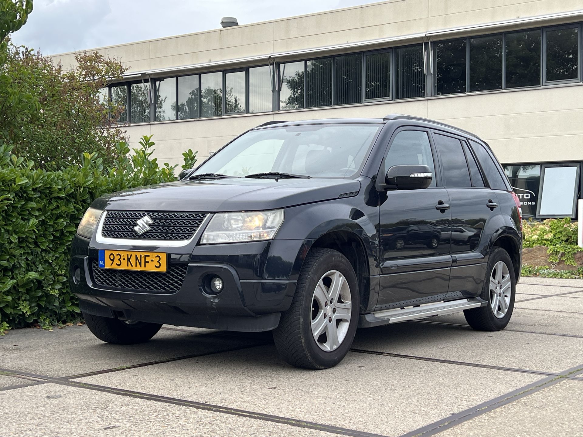 Suzuki Grand Vitara 2.4 Exclusive 2010 - voorkant