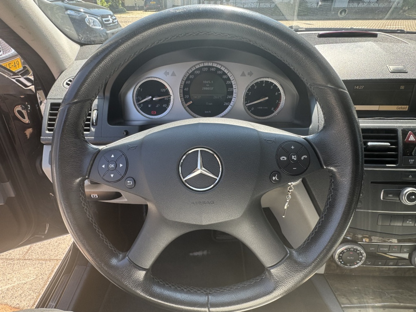 Foto van Mercedes-Benz C 180 Kompressor