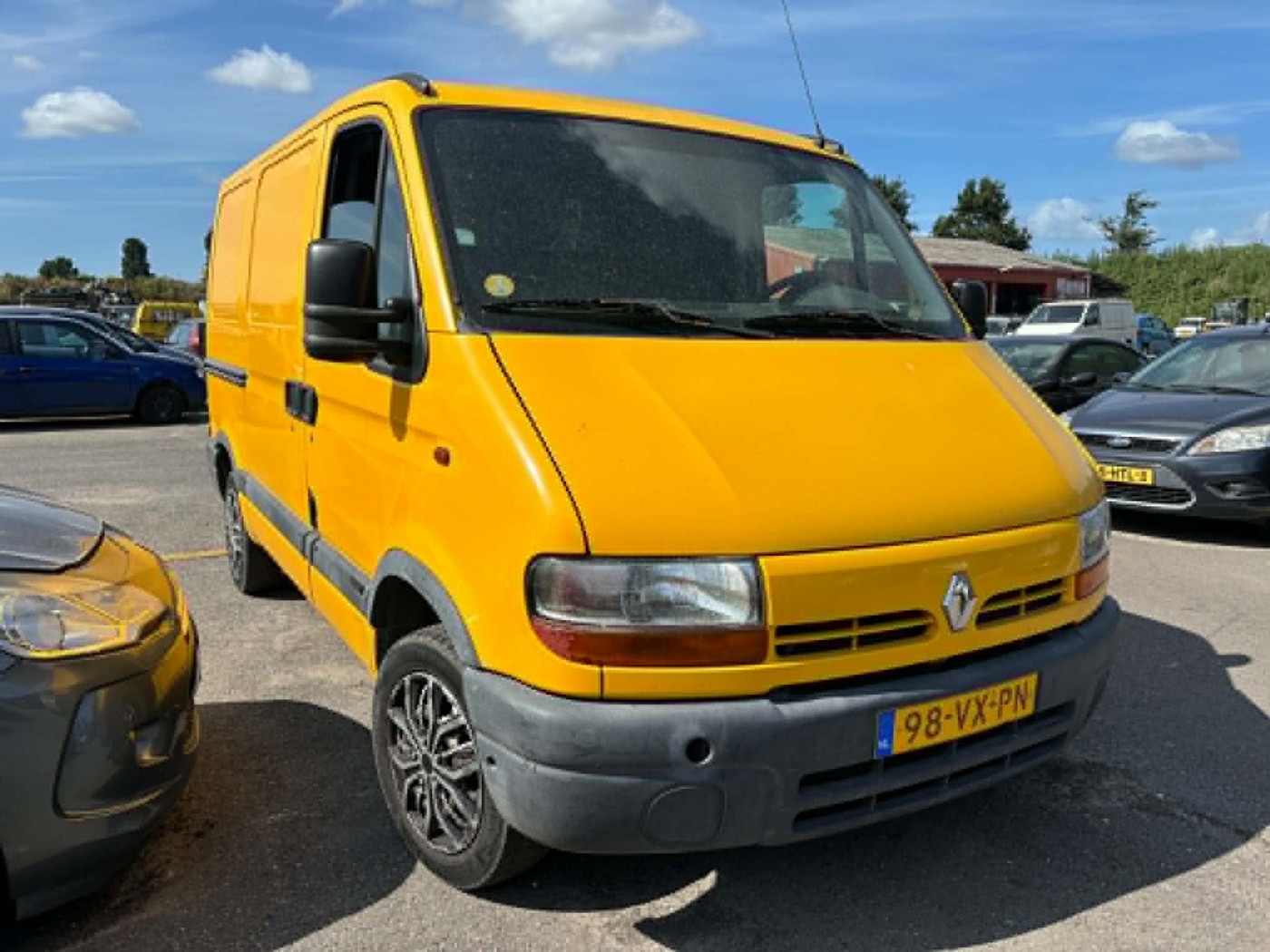 Foto van Renault Master 2.8t L1 H1 2.2 Dci