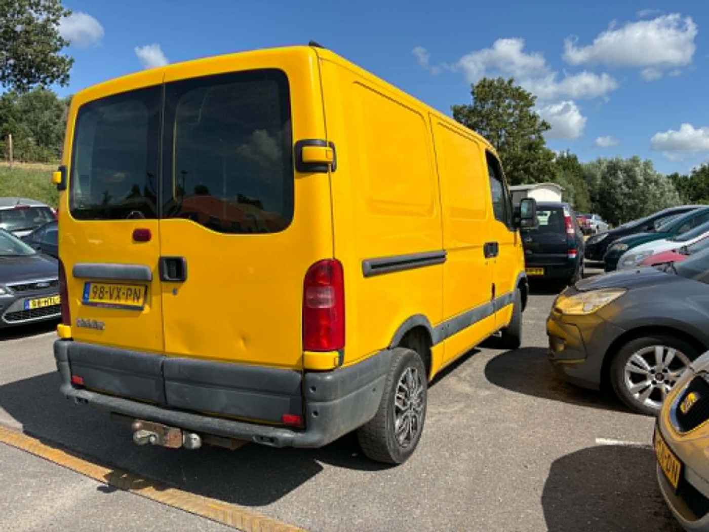 Foto van Renault Master 2.8t L1 H1 2.2 Dci