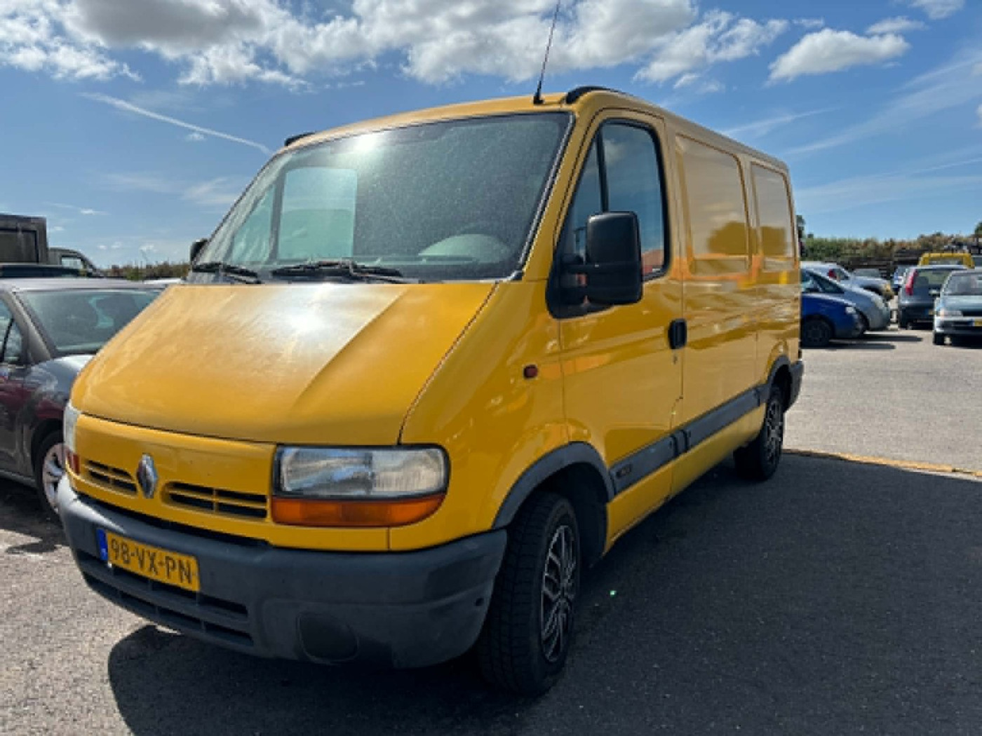 Renault Master 2.8t L1 H1 2.2 Dci T28 2.2dCi L1H1 2001 - voorkant