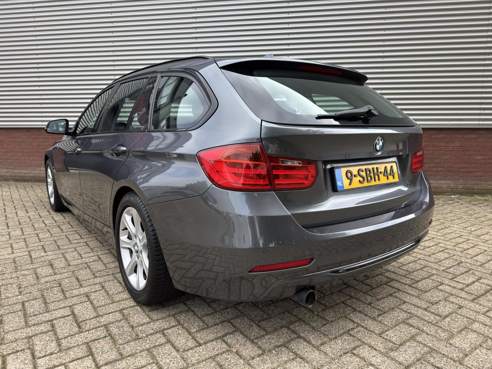 Foto van BMW 320i