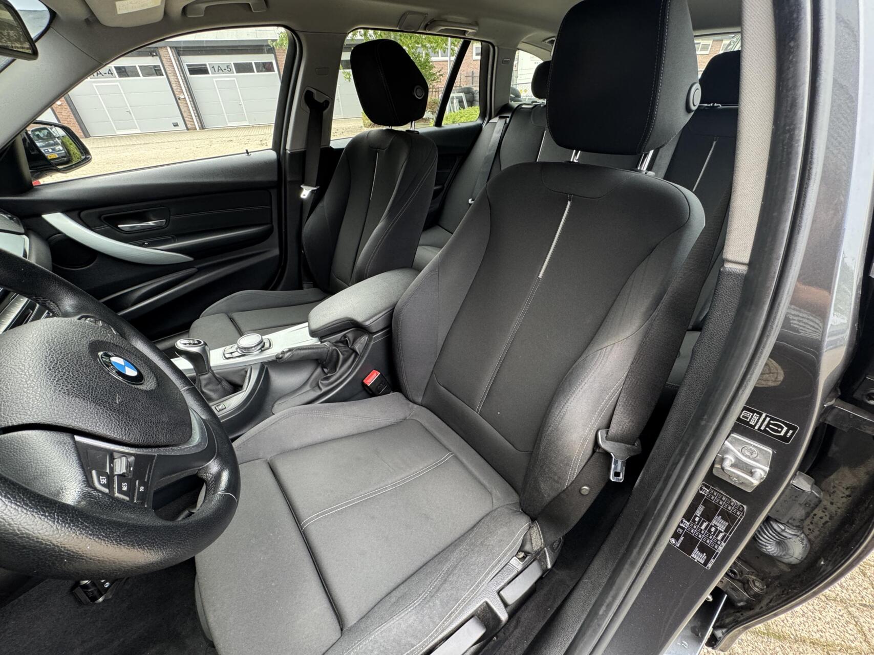 Foto van BMW 320i