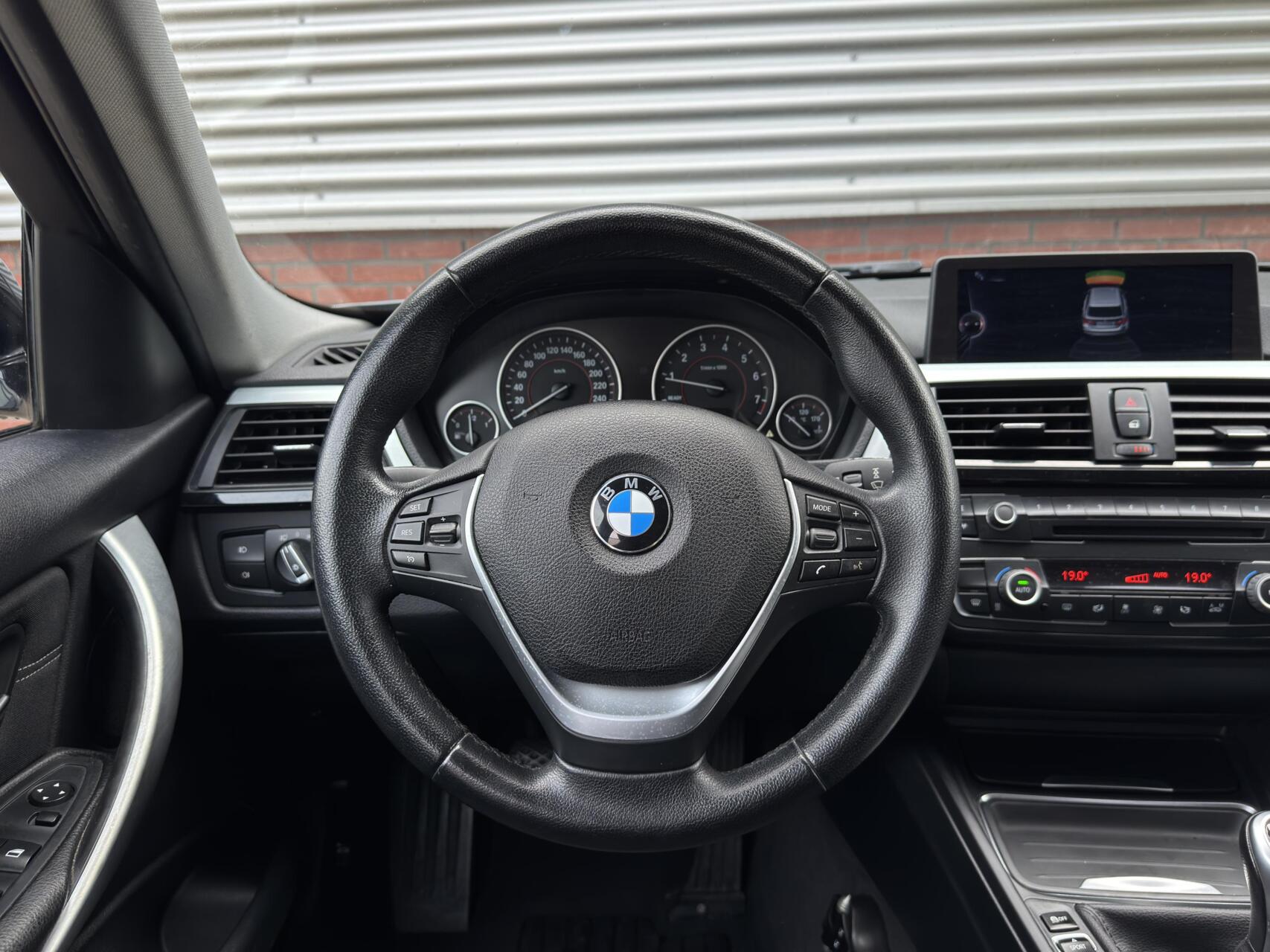 Foto van BMW 320i