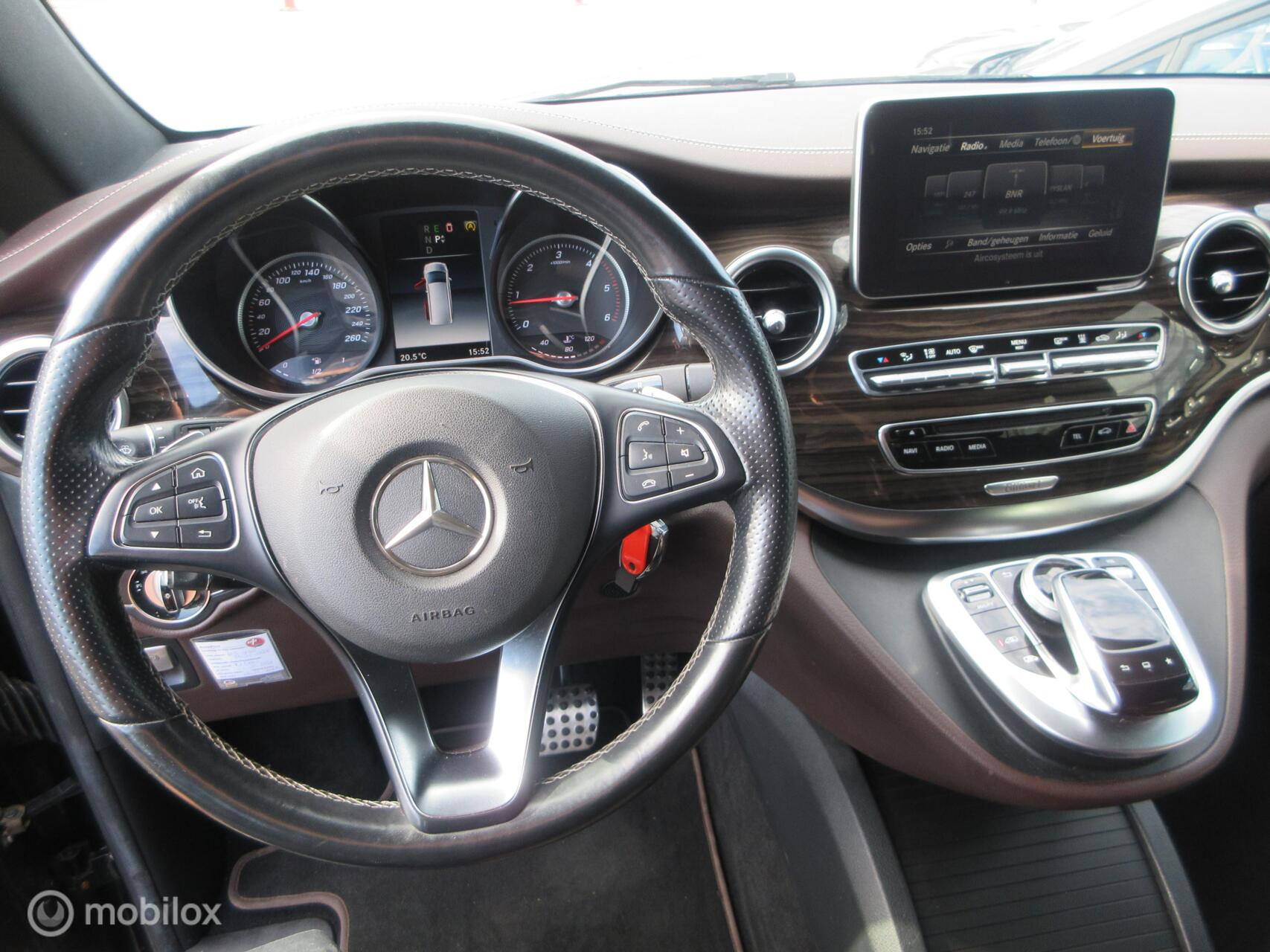 Foto van Mercedes-Benz V-klasse