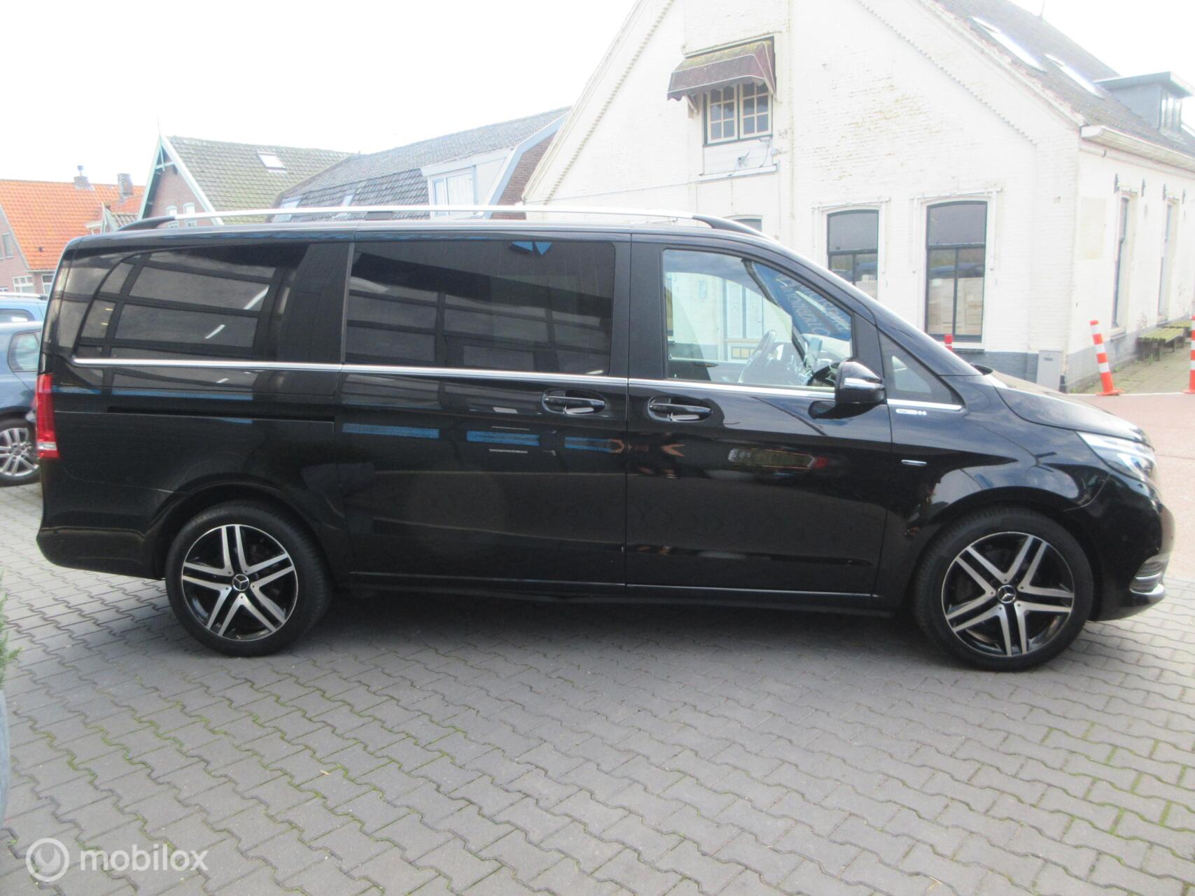 Foto van Mercedes-Benz V-klasse