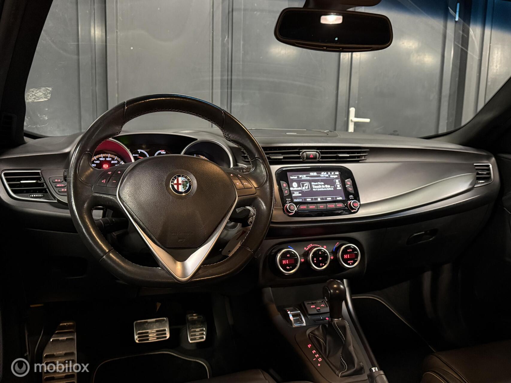 Foto van Alfa Romeo Alfa Giulietta