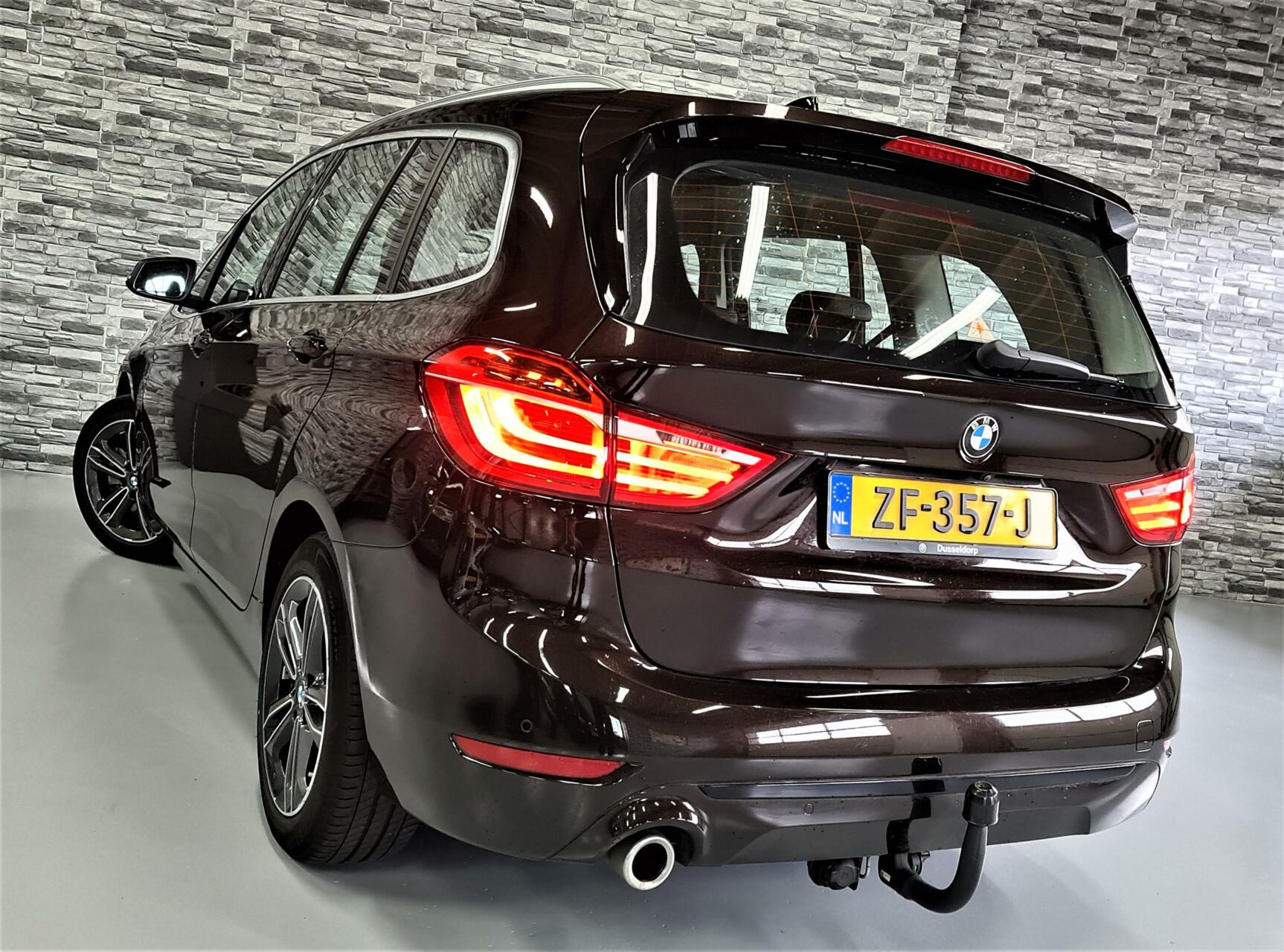 BMW 2-serie Gran Tourer 218i Corporate Lease Executive 2019 - voorkant