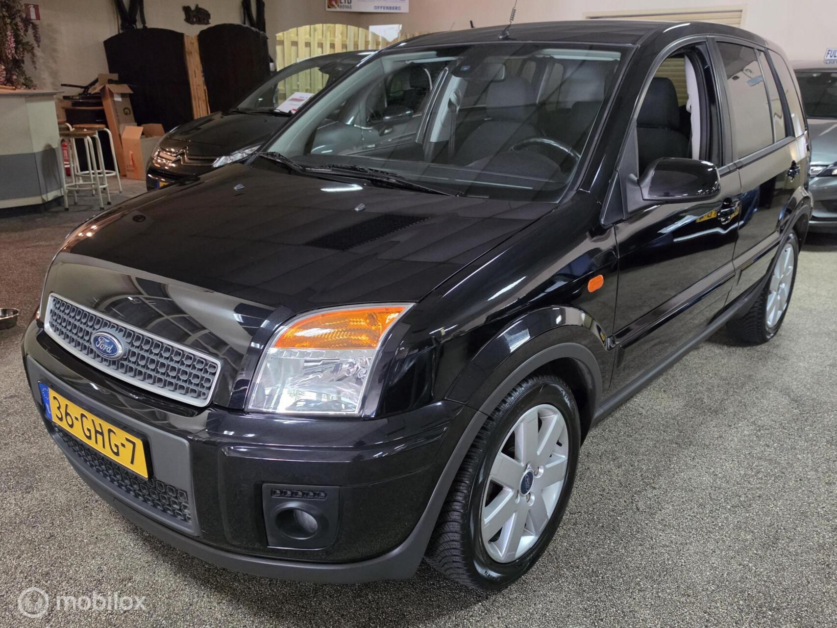 Ford Fusion + 1.6-16V Futura automaat 2008 - voorkant