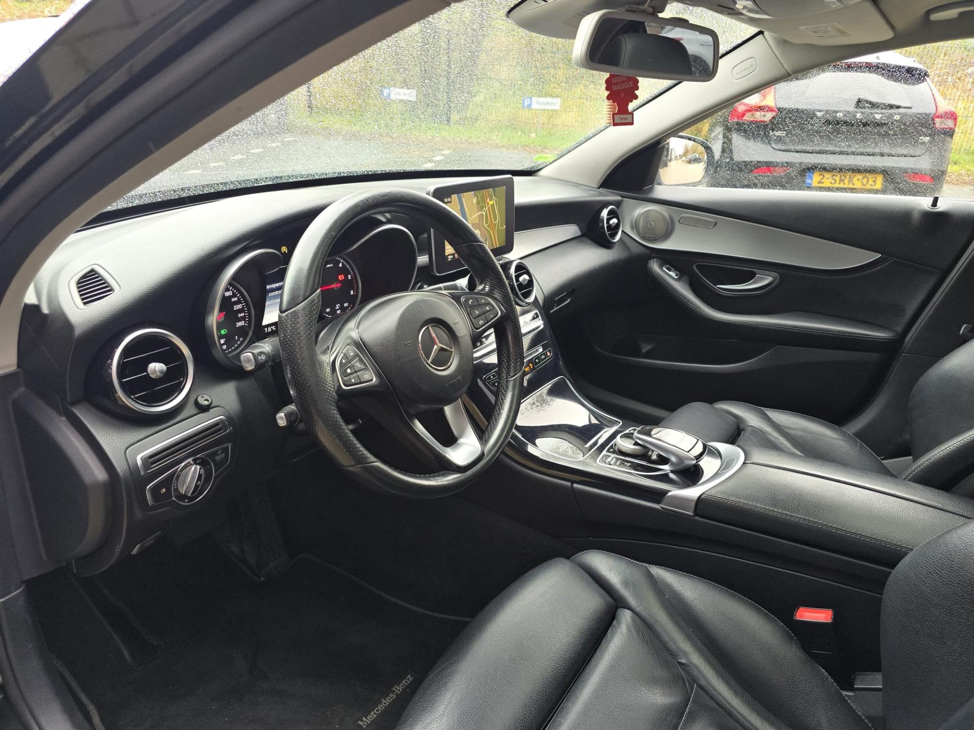 Foto van Mercedes-Benz C 250 Bluetec