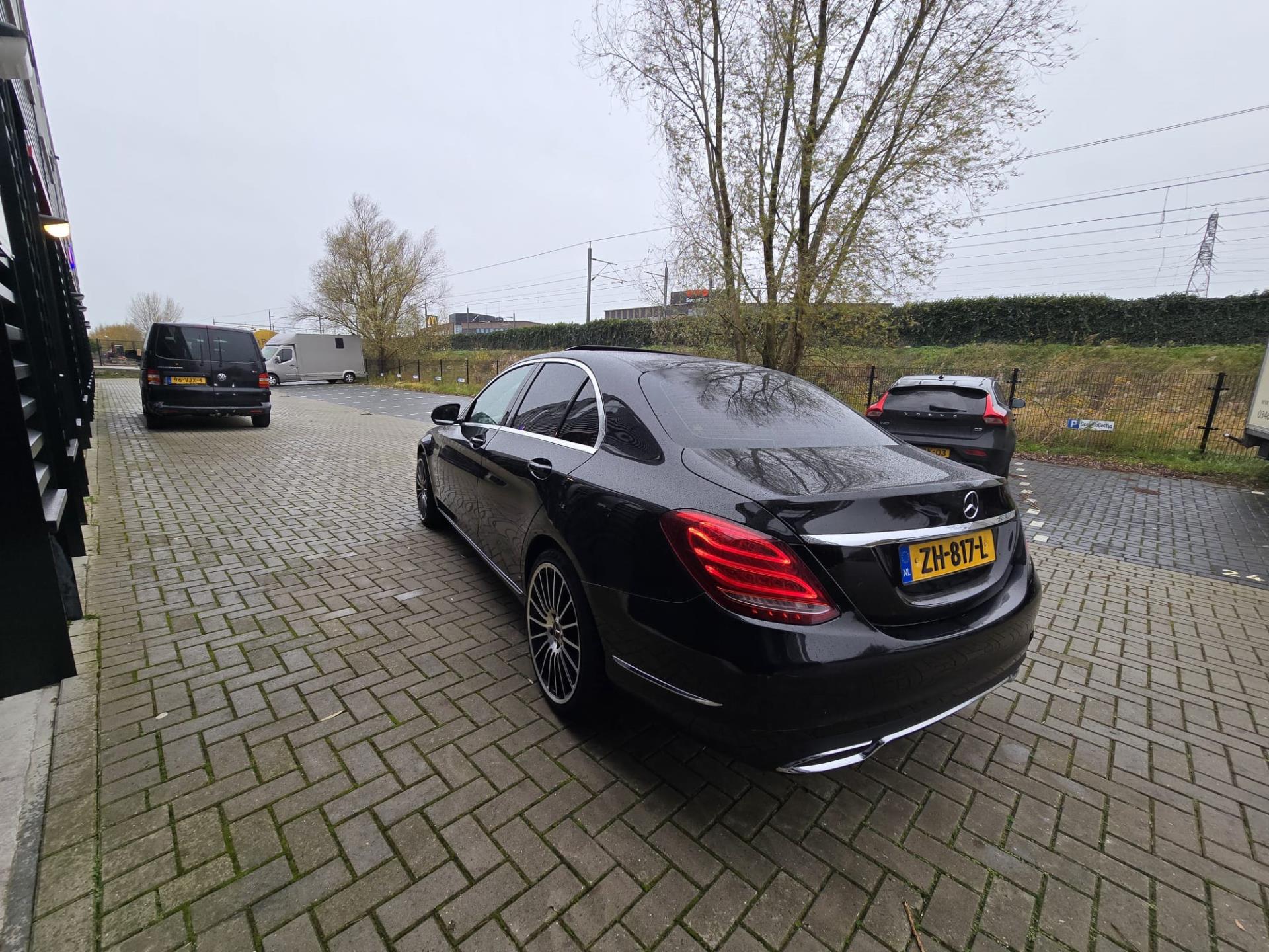 Foto van Mercedes-Benz C 250 Bluetec