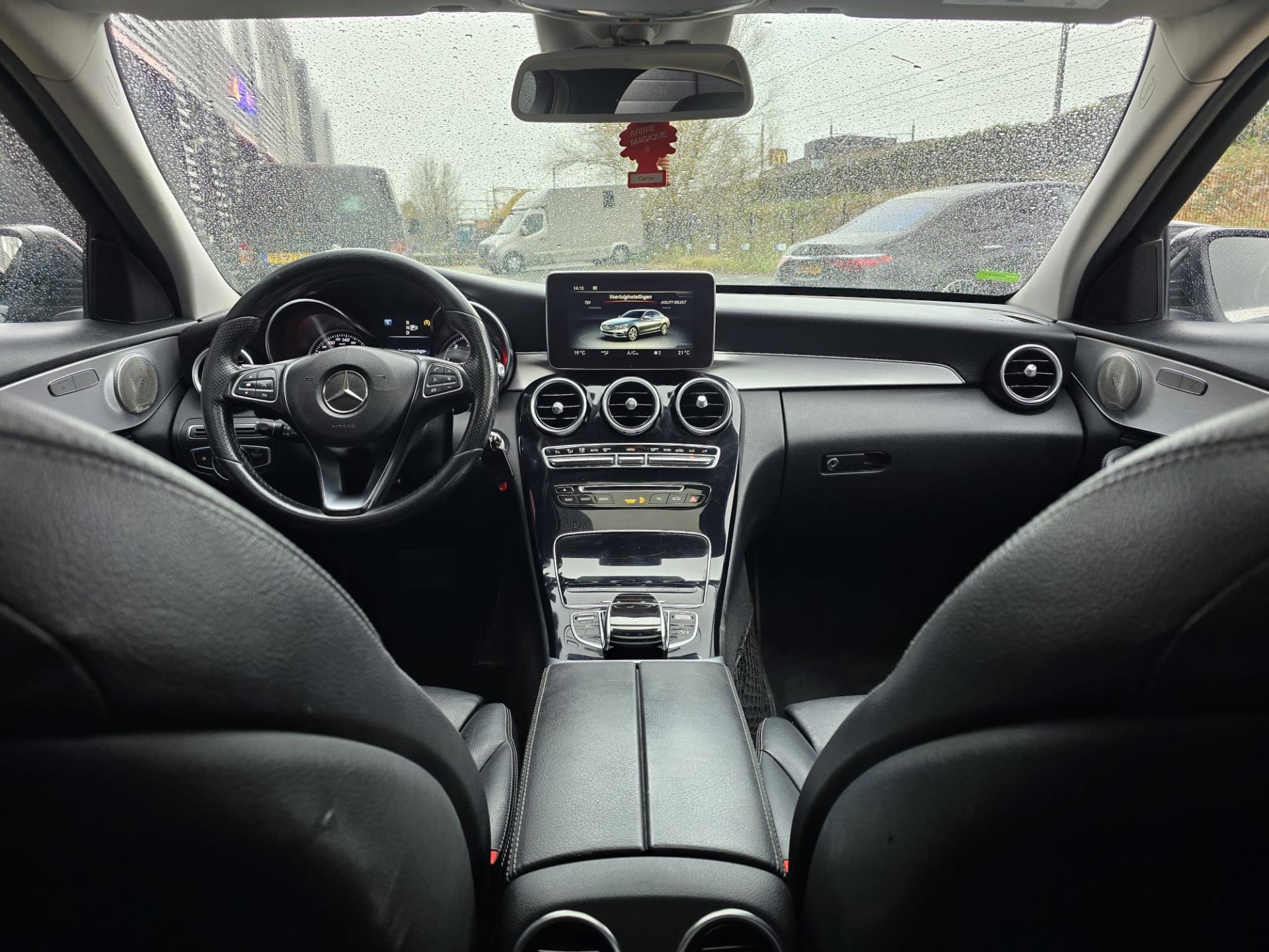 Foto van Mercedes-Benz C 250 Bluetec