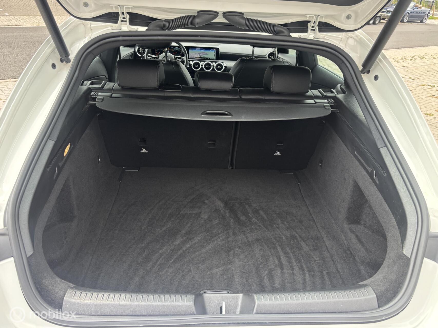 Foto van Mercedes-Benz Cla 180